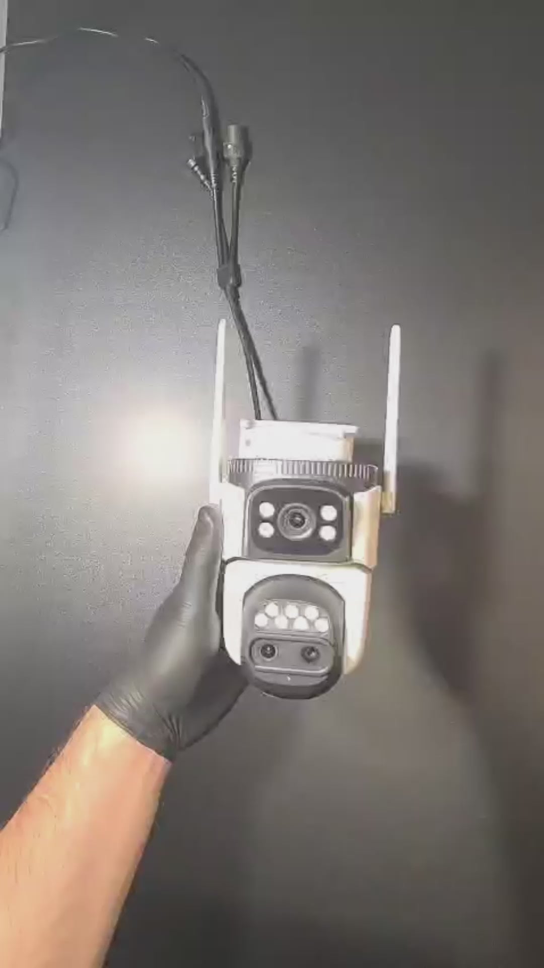 Cameră Supraveghere Dublă WiFi Vizzyo Dual Defender Pro, 12MP